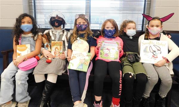 Students celebrate Read Across America Day